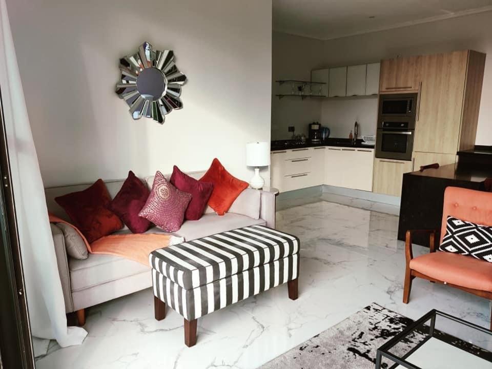 One Rodney Heights Condominiums Гроз-Иле Экстерьер фото