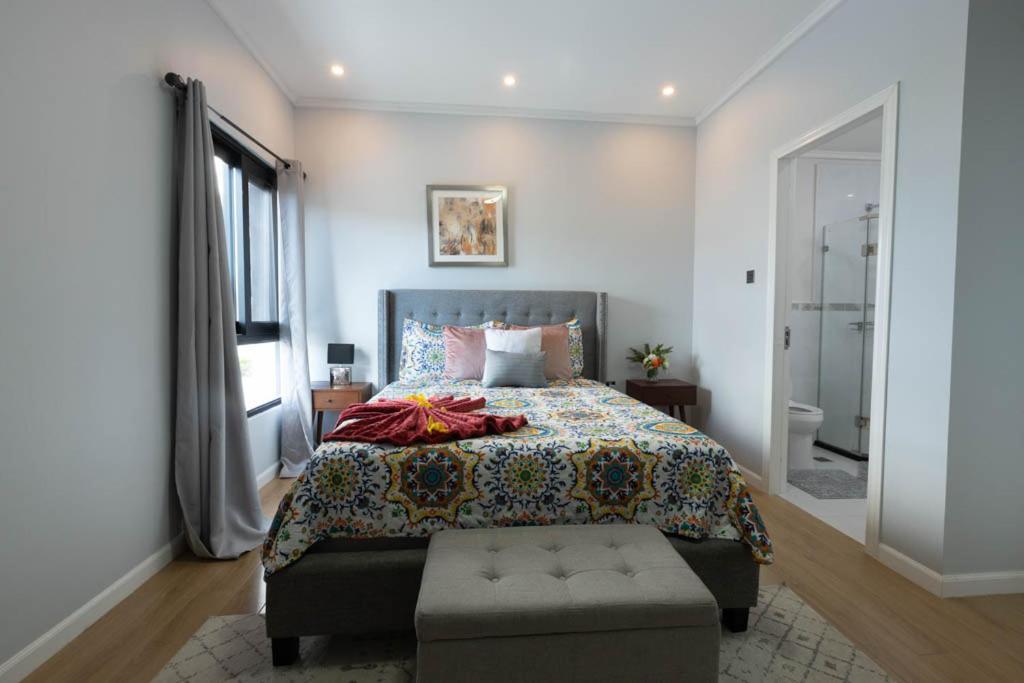 One Rodney Heights Condominiums Гроз-Иле Экстерьер фото