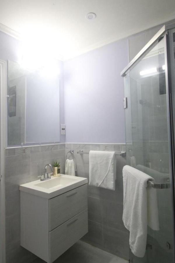 One Rodney Heights Condominiums Гроз-Иле Экстерьер фото